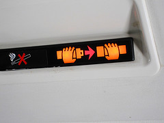 Bouclez-la donc !